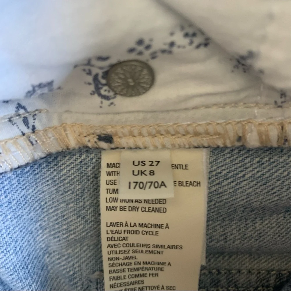 Free People Light Wash Jeans